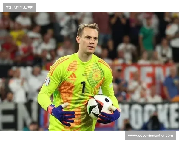 诺伊尔强调对阵巴黎需警惕反击与球星表现保持清醒 诺伊尔强调对阵巴黎需警惕反击与球星表现保持清醒